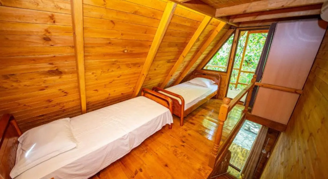 Четырёхместное шале Дуплекс Hotel Legjenda