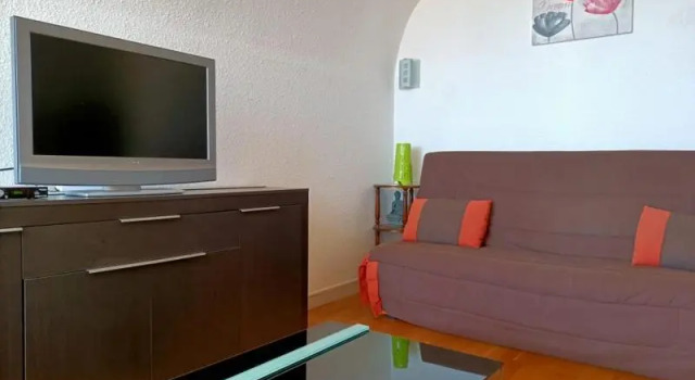 Charmant Appartement vue PORT DE GRUISSAN 5DROM44K, Rezervovat Apartmán Hotely v Corbières s bazénem, Bazén