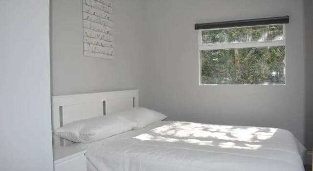 Contemporary 2 Bedroom Flat in Brighton, Забронировать Отель Отели Исторического графства Суссекса 3 звезды, 3*