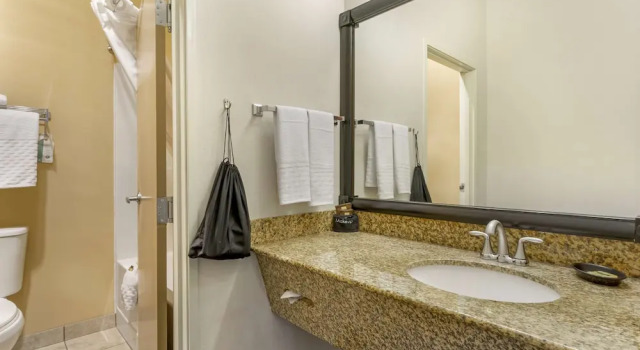 Апартаменты Standard Best Western Plus The Inn at Horse Heaven