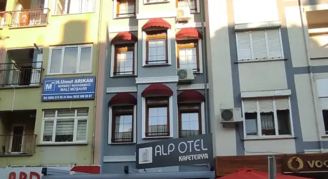 Alp Otel, Забронировать Отель Отели Чанаккале с парковкой, рядом с Замок Чименлик, Парковка