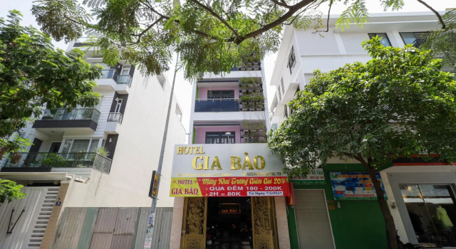 RedDoorz Gia Bao Hotel
