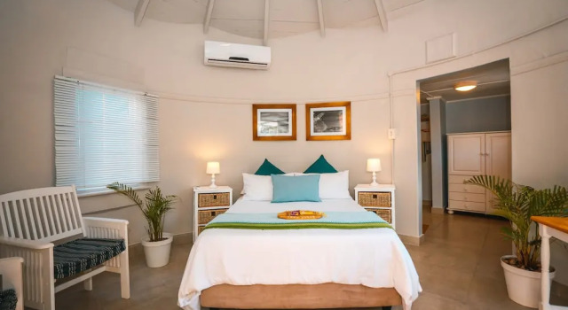Surf Motel, Забронировать Мотель Пляж Умдлоти Durban North Coast, рядом с Пляж Umdloti Beach