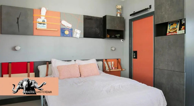 Бунгало Deluxe с видом на сад Paradise Amsterdam bungalow of 80 m2 with private pool, parking and free use of bikes included