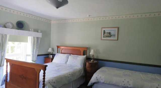 Standard triplă cameră Kilna Guest House