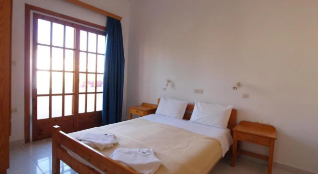 Апартаменты Irini Apartments