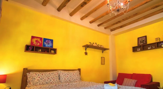 Четырёхместный семейный номер Standard Seville B&B
