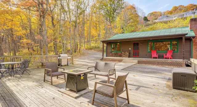 Коттедж Hike On-site! 16-acre Escape Near Shenandoah NP
