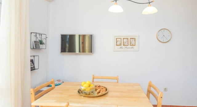 Beautiful Apartment in Vinisce With 1 Bedrooms and Wifi, Забронировать Апартаменты/квартира Отели Винишче с парковкой, рядом с Пляж Смоквина, Парковка