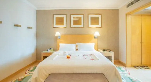 Семейный люкс с 2 комнатами Shantou Junhua Haiyi Hotel