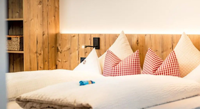Номер Comfort Pension der Steinbock - das 300 Jahre alte Bauernhaus - TIROL