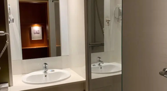 Одноместный номер Standard Hotel Mercure Porto Gaia