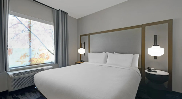 Двухместный номер Standard Fairfield Inn & Suites by Marriott Milwaukee Brookfield