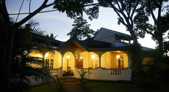 Villa Asapuwa  The Calm Residence, Забронировать Вилла Отели Канди с завтраком, рядом с Озеро Канди, Завтраки
