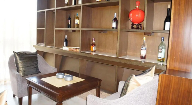 Hainan Qinheyuan Adult Year Club Aparthotel, Book Hotel Lingshui Hainan