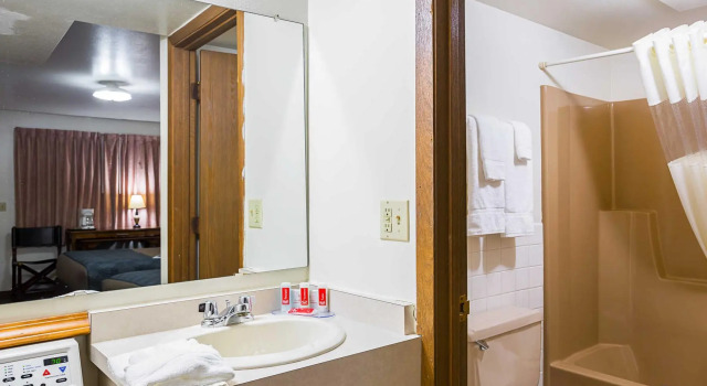 Standard- firedobbelt værelse Econo Lodge Waupaca
