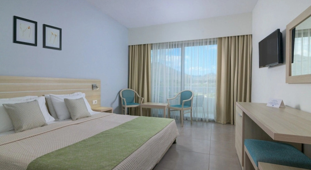 Номер Standard с видом на сад Niriides Hotel