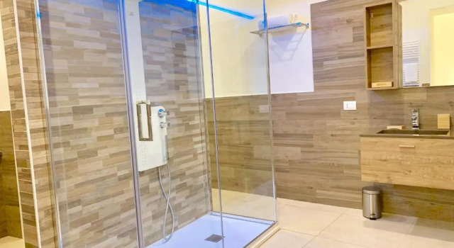 Двухместный номер Deluxe Napoli Squares Suites