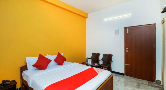 Oyo 37217 Hotel Cresant Park, Забронировать Отель Отели штата Тамилнада с завтраком, Завтраки