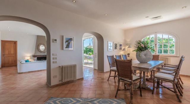Villa Acciale With Heated Swimming Pool Sea View and Parking