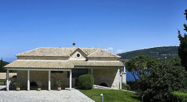 Вилла 4 Bedroom Luxury Villa, Private Pool, Sea Views, Sivota