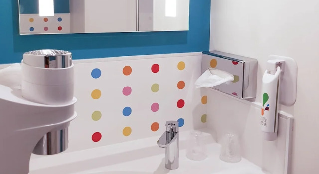 Двухместный номер Standard с балконом ibis Styles Fréjus St Raphael