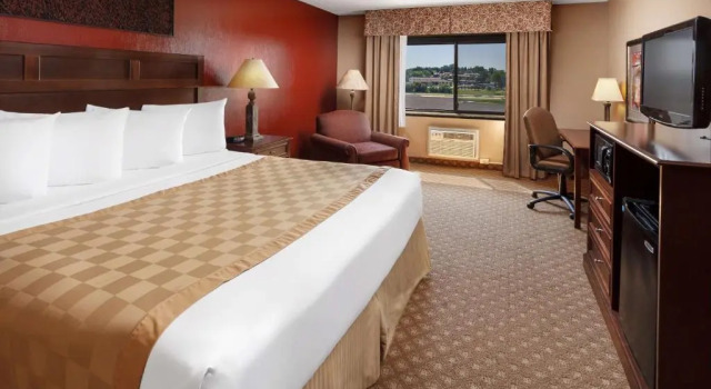 Номер Standard Roosevelt Grand Dakota SureStay Collection by Best Western
