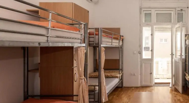Кровать в общем номере Hostel Split Backpackers