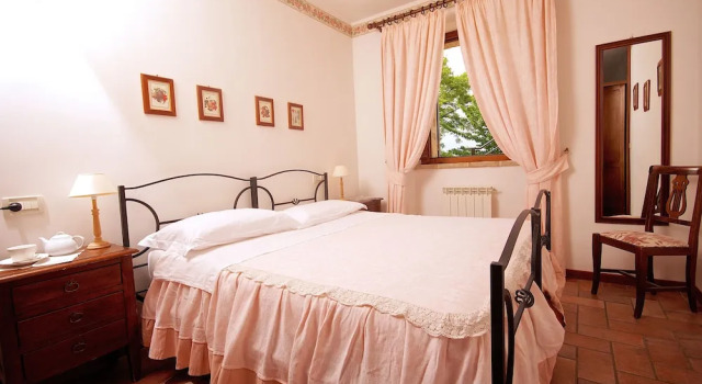 Семейные апартаменты с 2 комнатами с балконом и с видом на окрестности Agriturismo Le Colombe Assisi