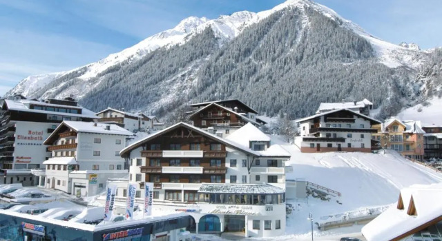Трёхместный номер Standard с балконом Hotel Garni Monte Bianco