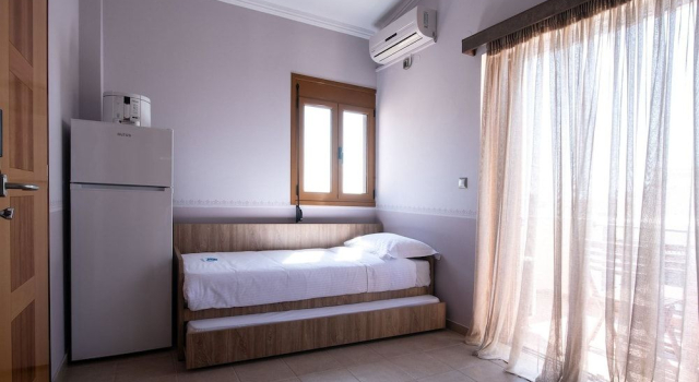 Cyrenia Guesthouse, Prenota Affittacamere Hotel a Peloponneso con parcheggio, Parcheggio