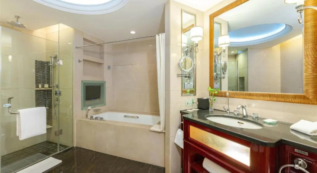 Люкс Yun-Zen Jinling World Trade Plaza Hotel