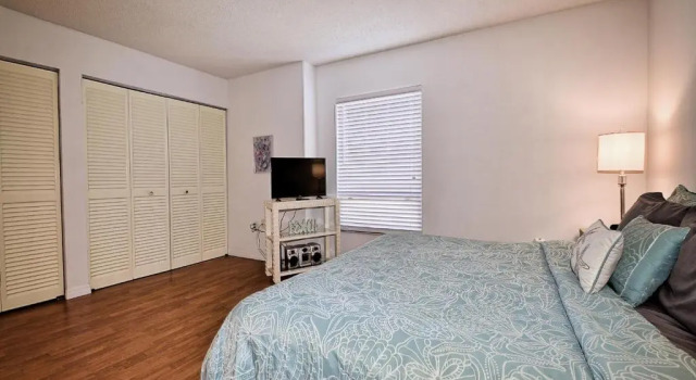 440 West 1005N Private Balcony with Water View 23095