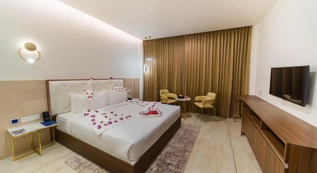 Fezinn Hotel - Best Wayanad Hotel in 2024, Prenota Hotel Kozhikode Kerala