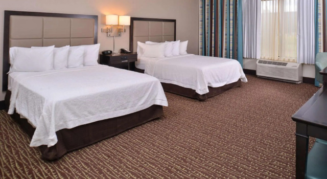 Четырёхместный номер Standard Hampton Inn & Suites Bend