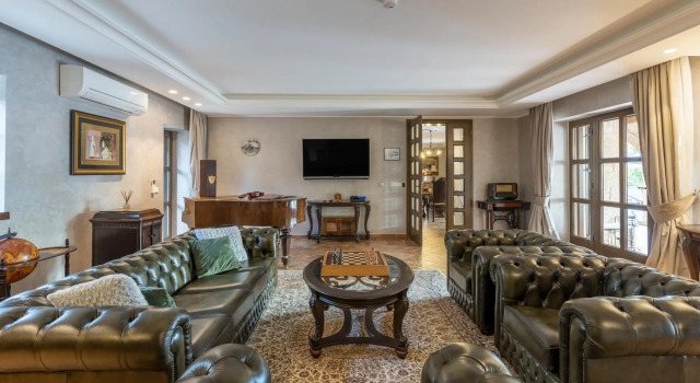 Carolus in Barat with 5 bedrooms and 5 bathrooms, Prenota Hotel Barat Istria centrale