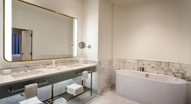 Двухместный люкс c 1 комнатой JW Marriott Miami Turnberry Resort & Spa