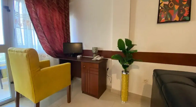 Полулюкс Résidence hôtelière MEDOM Palace, Bastos