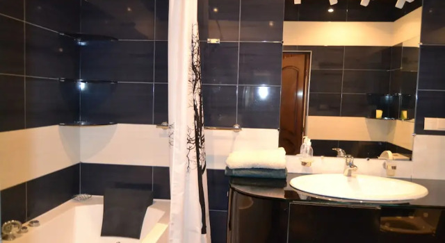 Apartmán 3 pokoje a výhledem na město panorama 16 floor