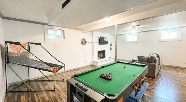 1422 Holmes