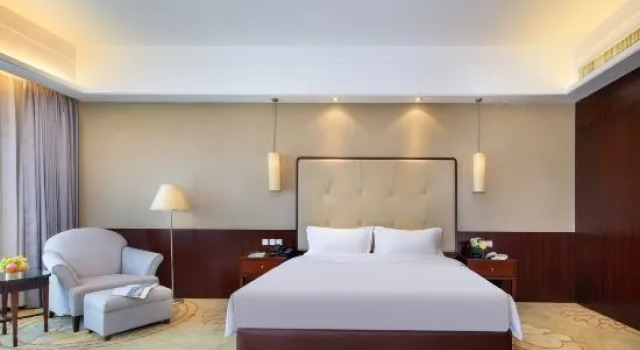 Люкс Superior Lihua Grand Hotel