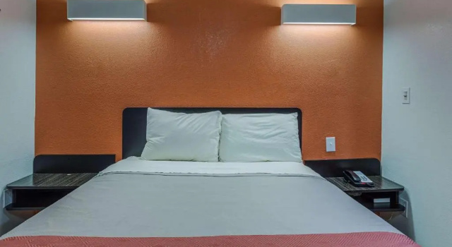 Четырёхместный номер Standard Motel 6-Simpsonville, SC - Greenville
