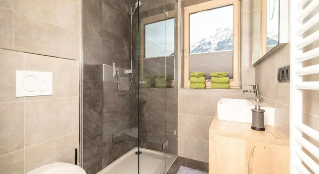 Апартаменты Comfort Apartment in Strass im Zillertal in a Beautiful Setting
