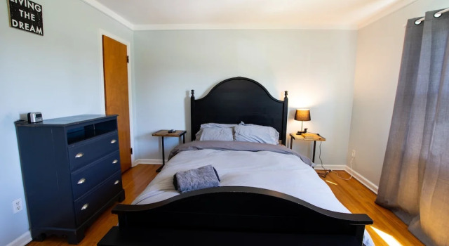 Two Bedroom West Stadium Bungalow - Unit 524, Varaa Huoneisto Ann Arbor Michigan