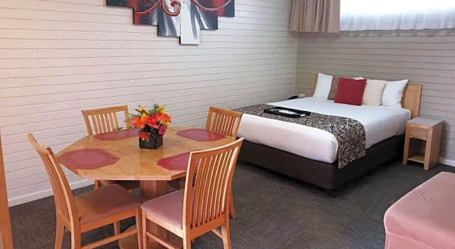 Апартаменты Best Western Endeavour Motel