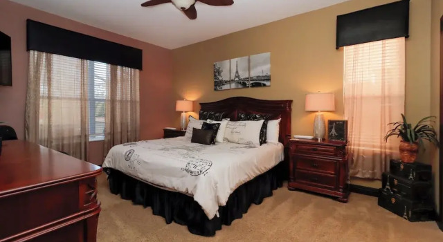 7 Bedrooms Perfect For Large Families Or Groups!