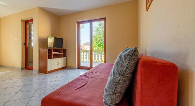 Beautiful Apartment in Vrsi With Wifi and 2 Bedrooms