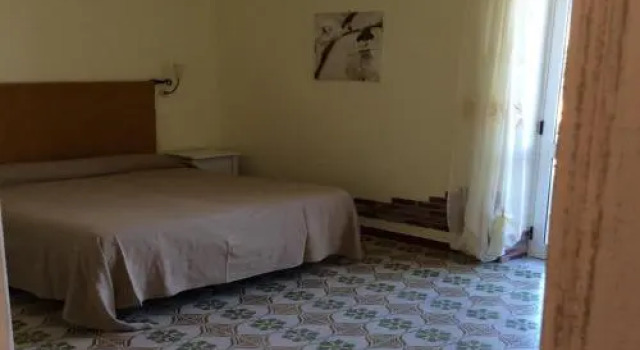 Residence Villa Olivia, Buchen Sie Villa Hotels in Forio d'Ischia mit Pool, Schwimmbad