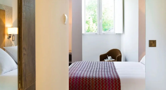 Номер Standard Le Dracy Hôtel et Spa
