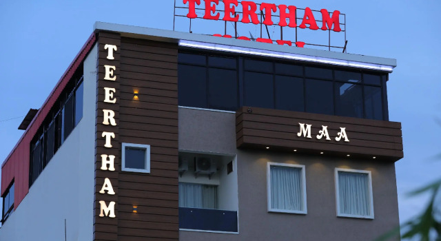 Teertham Hotel, Rezervovat Hotel Rāiwāla Uttarakhand